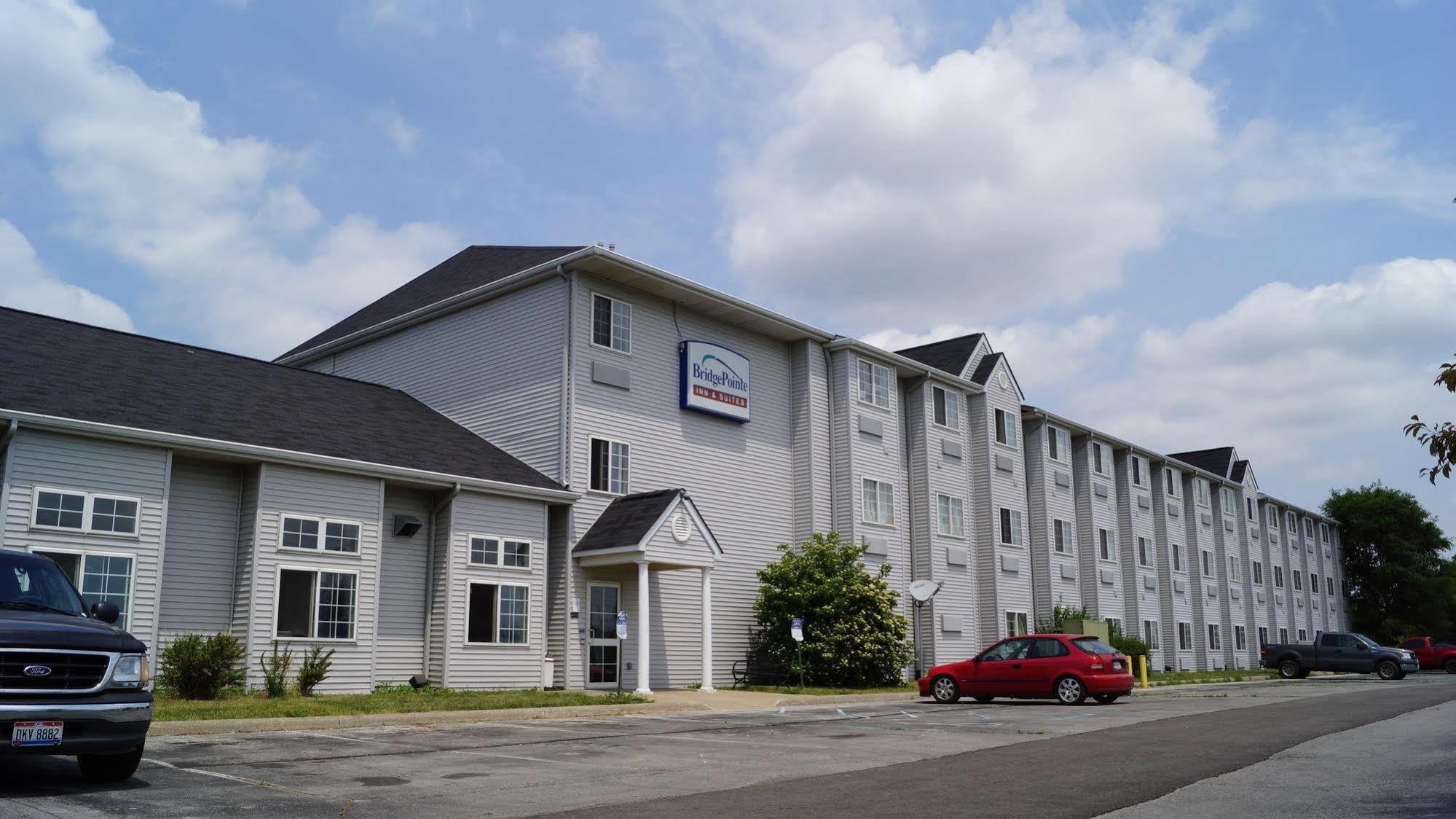 Bridgepointe Inn & Suites Toledo-Perrysburg-Rossford-Oregon-Maumee By Hollywood Casino Northwood ภายนอก รูปภาพ